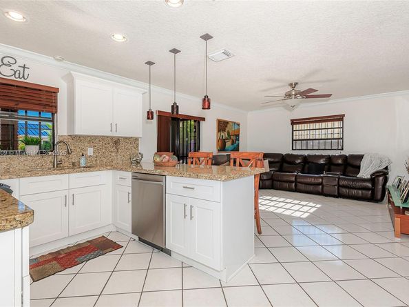 13137 SW 3rd St, Miami FL 33184