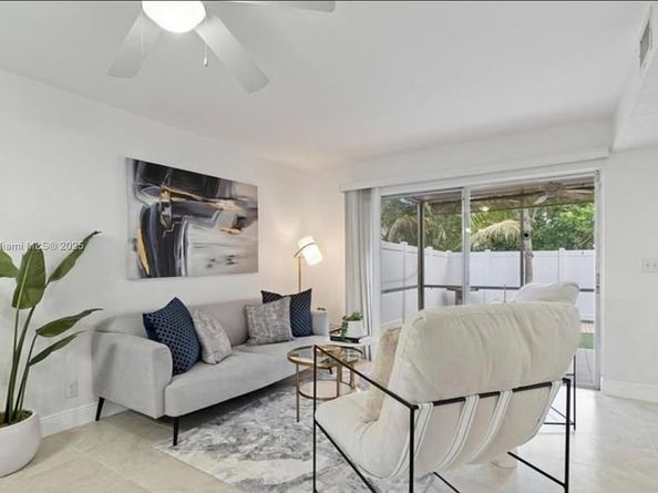 8091 NW 12th St H, Margate FL 33063