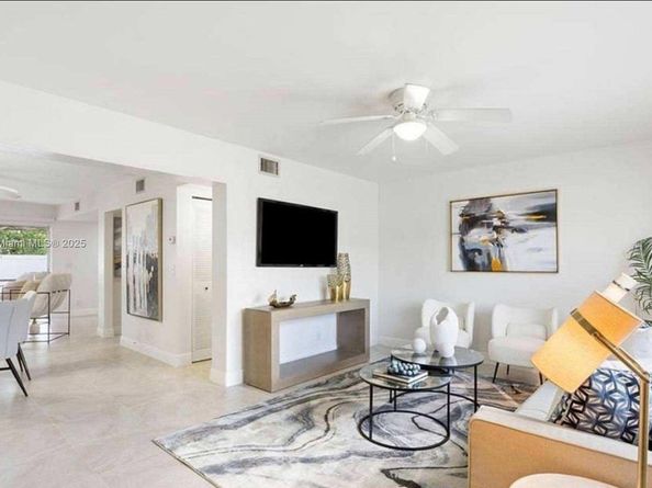 8091 NW 12th St H, Margate FL 33063