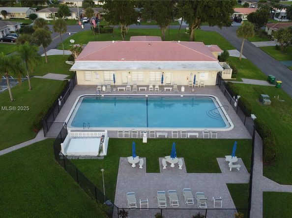 5709 NW 64th Way, Tamarac FL 33321