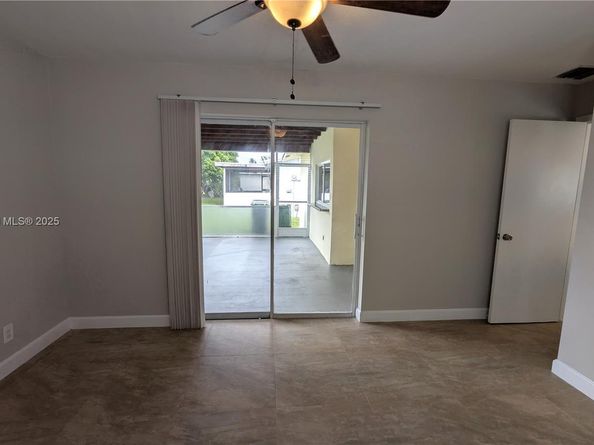 5709 NW 64th Way, Tamarac FL 33321