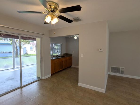 5709 NW 64th Way, Tamarac FL 33321