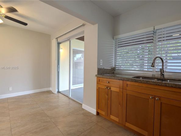 5709 NW 64th Way, Tamarac FL 33321
