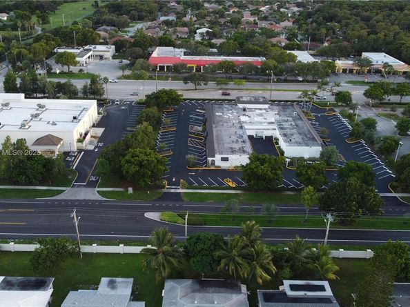 5709 NW 64th Way, Tamarac FL 33321