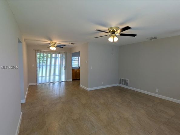 5709 NW 64th Way, Tamarac FL 33321