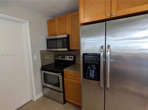 5709 NW 64th Way, Tamarac FL 33321