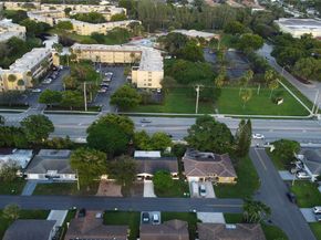 5709 NW 64th Way, Tamarac FL 33321
