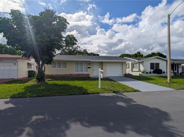 5709 NW 64th Way, Tamarac FL 33321