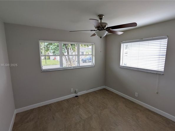 5709 NW 64th Way, Tamarac FL 33321