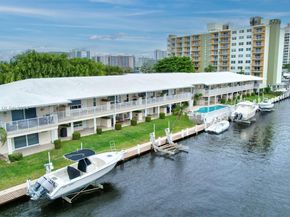 2866 NE 30th St 19, Fort Lauderdale FL 33306