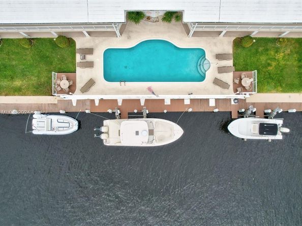 2866 NE 30th St 19, Fort Lauderdale FL 33306