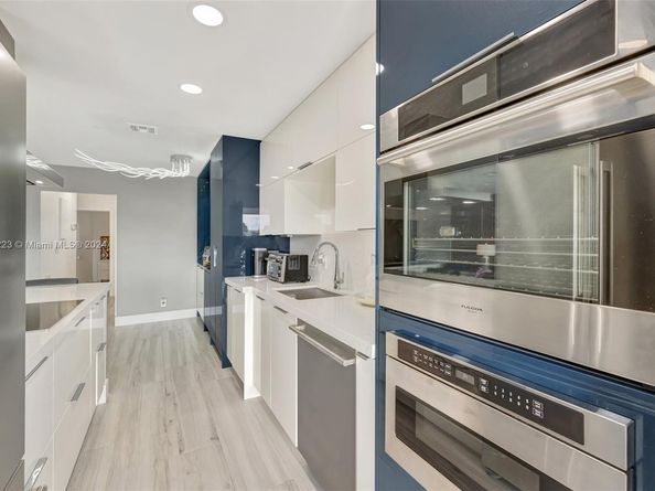 2866 NE 30th St 19, Fort Lauderdale FL 33306