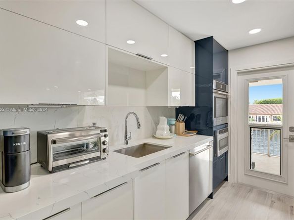 2866 NE 30th St 19, Fort Lauderdale FL 33306