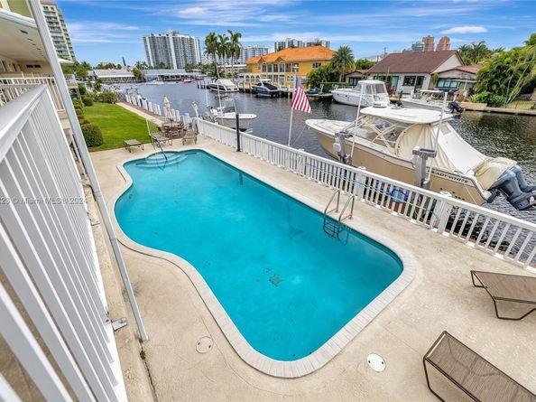 2866 NE 30th St 19, Fort Lauderdale FL 33306