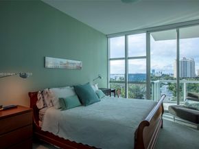 3131 NE 188th St 21002, Aventura FL 33180