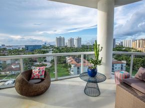 3131 NE 188th St 21002, Aventura FL 33180