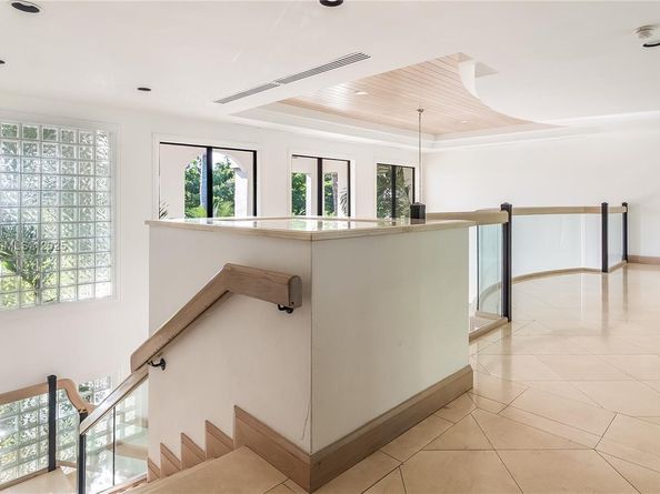 10395 SW 67th Ave, Pinecrest FL 33156