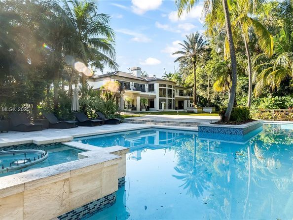 10395 SW 67th Ave, Pinecrest FL 33156