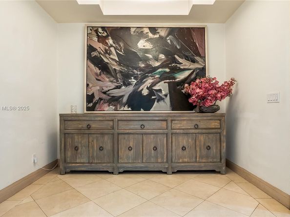 10395 SW 67th Ave, Pinecrest FL 33156