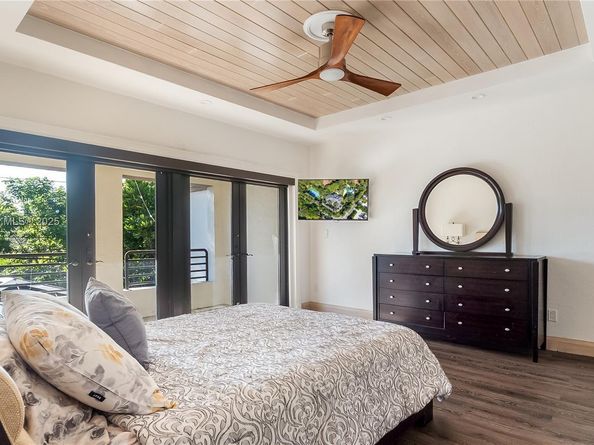 10395 SW 67th Ave, Pinecrest FL 33156