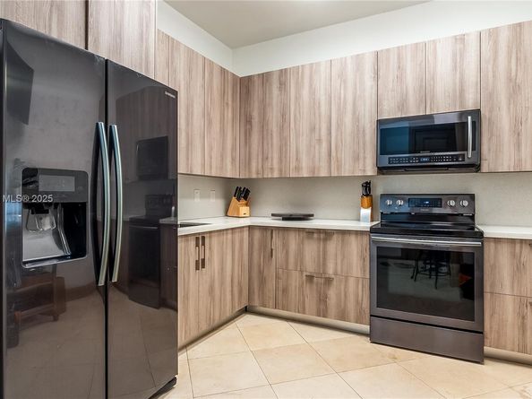 10395 SW 67th Ave, Pinecrest FL 33156