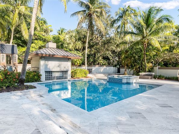 10395 SW 67th Ave, Pinecrest FL 33156