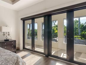 10395 SW 67th Ave, Pinecrest FL 33156