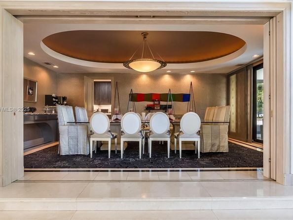 10395 SW 67th Ave, Pinecrest FL 33156