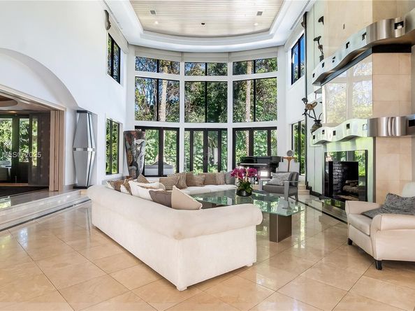 10395 SW 67th Ave, Pinecrest FL 33156