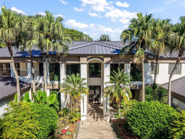 10395 SW 67th Ave, Pinecrest FL 33156