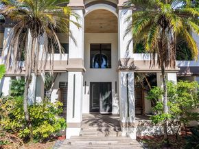 10395 SW 67th Ave, Pinecrest FL 33156