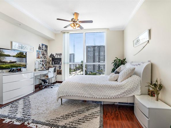 1945 S Ocean Dr 901, Hallandale Beach FL 33009