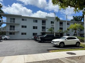 2430 NE 135th St 105, North Miami FL 33181