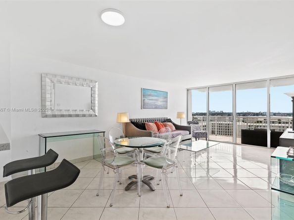18021 Biscayne Blvd 1003, Aventura FL 33160