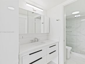 18021 Biscayne Blvd 1003, Aventura FL 33160