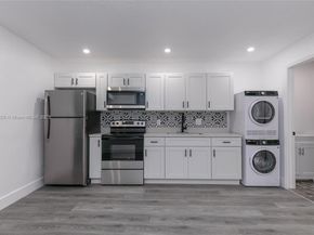6125 SW 40th Ct, Miramar FL 33023
