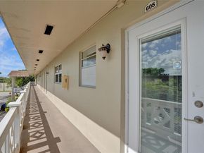 5103 NW 35th St 605, Lauderdale Lakes FL 33319