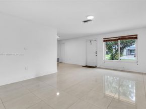 8310 NW 26th St, Sunrise FL 33322