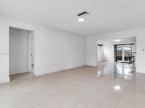 8310 NW 26th St, Sunrise FL 33322