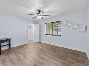 5197 NW 58th Ter, Coral Springs FL 33067