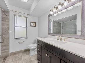 5197 NW 58th Ter, Coral Springs FL 33067