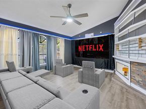 5197 NW 58th Ter, Coral Springs FL 33067