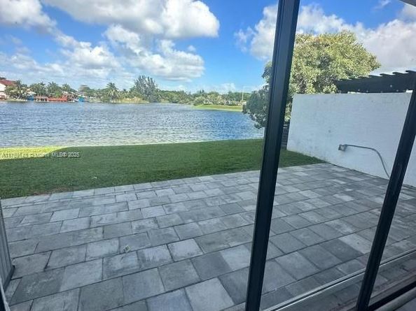 1351 SW 124th Ct B5, Miami FL 33184