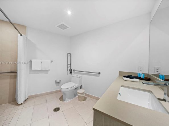 4111 S Ocean Dr 1406, Hollywood FL 33019