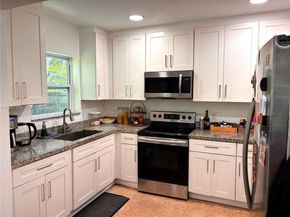 450 NE 155th Ter, Miami FL 33162