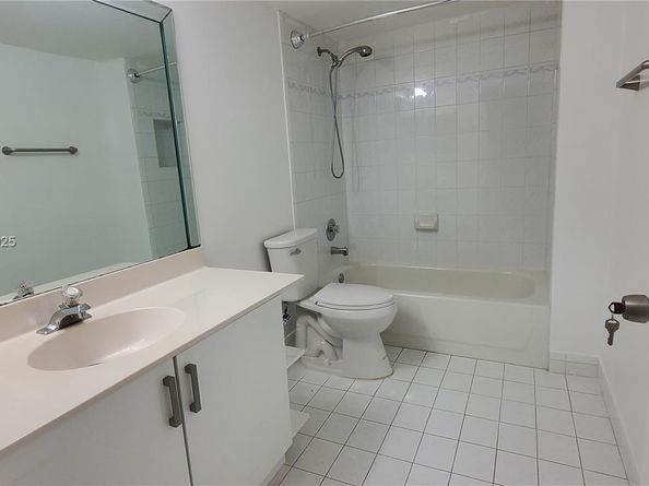 9656 SW 138th Ave 9656, Miami FL 33186
