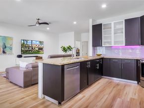 637 Lake Blvd, Weston FL 33326