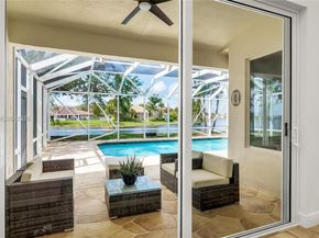 637 Lake Blvd, Weston FL 33326