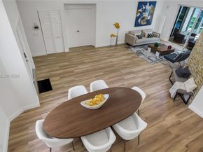 637 Lake Blvd, Weston FL 33326