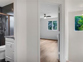 637 Lake Blvd, Weston FL 33326